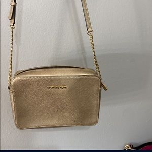 michael kors gold purse